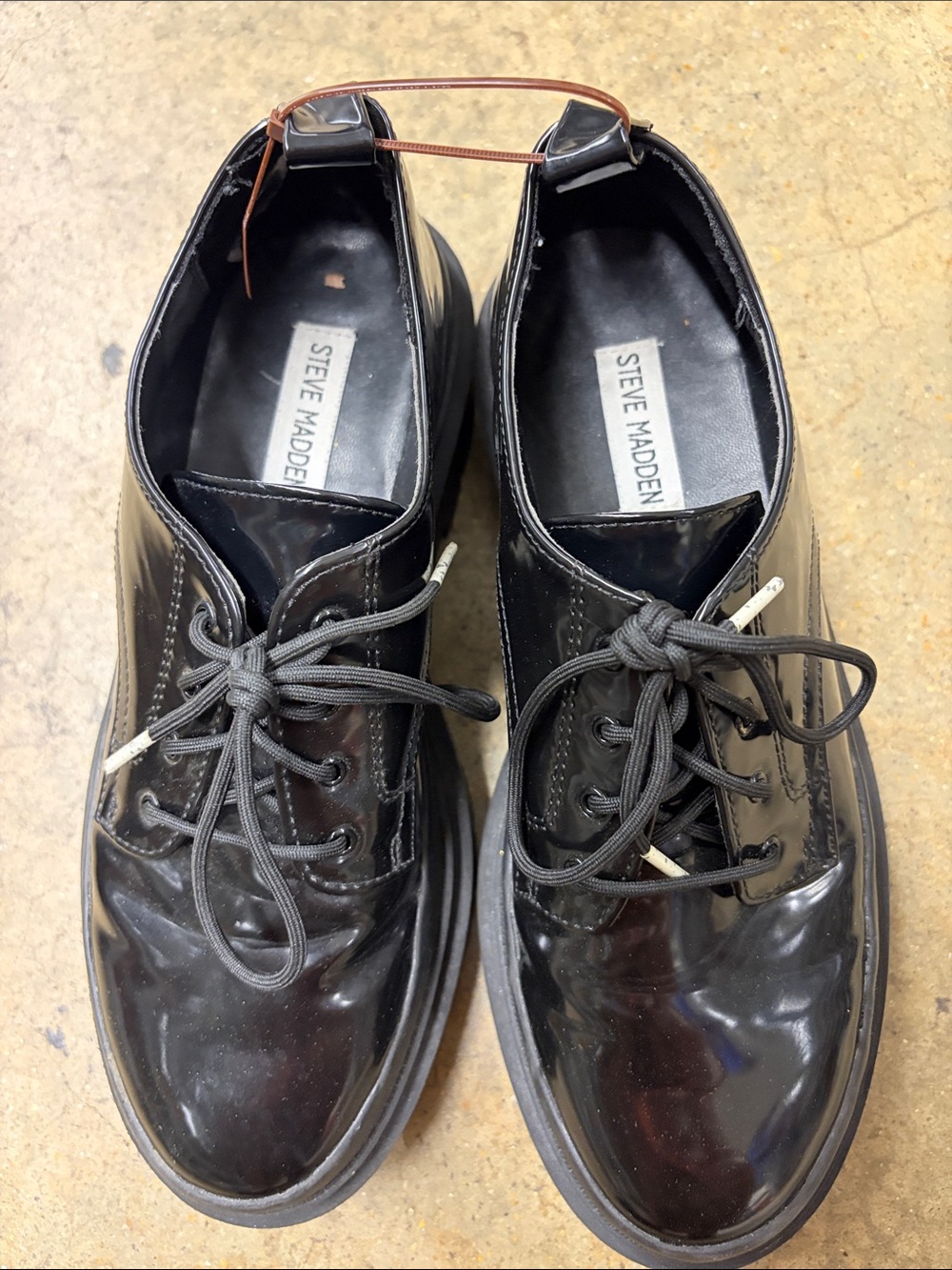 Steve Madden Black Patent Lace-Up Oxfords